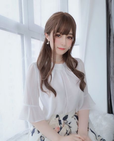 他信白首她似深渊