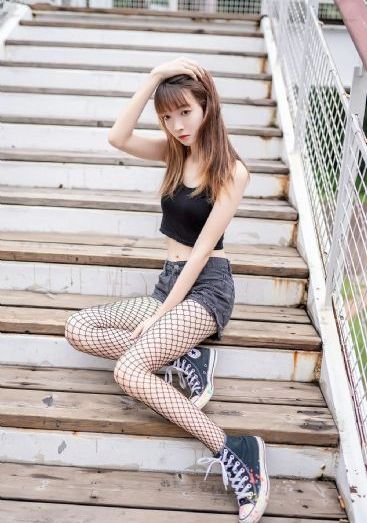 茜茜