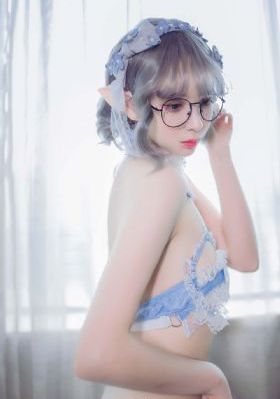 开局婢女靠演唱会权倾朝野